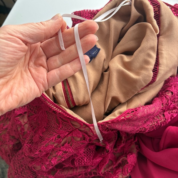 Marchesa Guipure Cocktail Dress Women’s Size 4 Burgundy FLAW - Picture 12 of 13